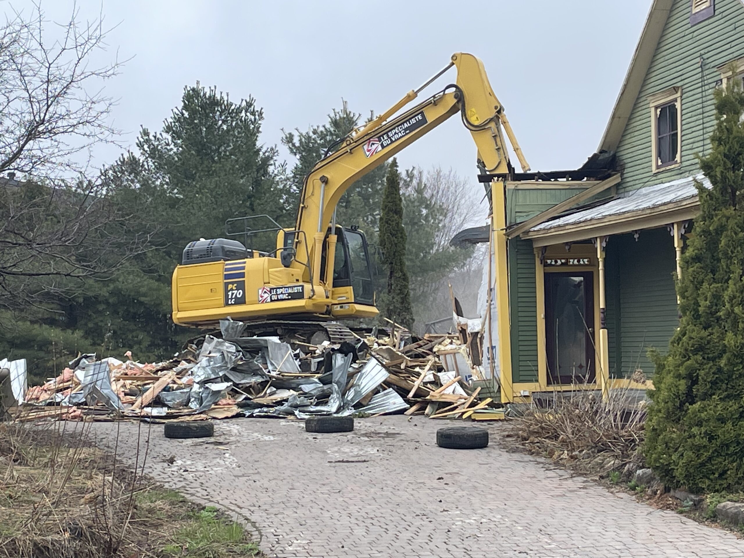 20230424-113808-Mascouche-Canada-2023